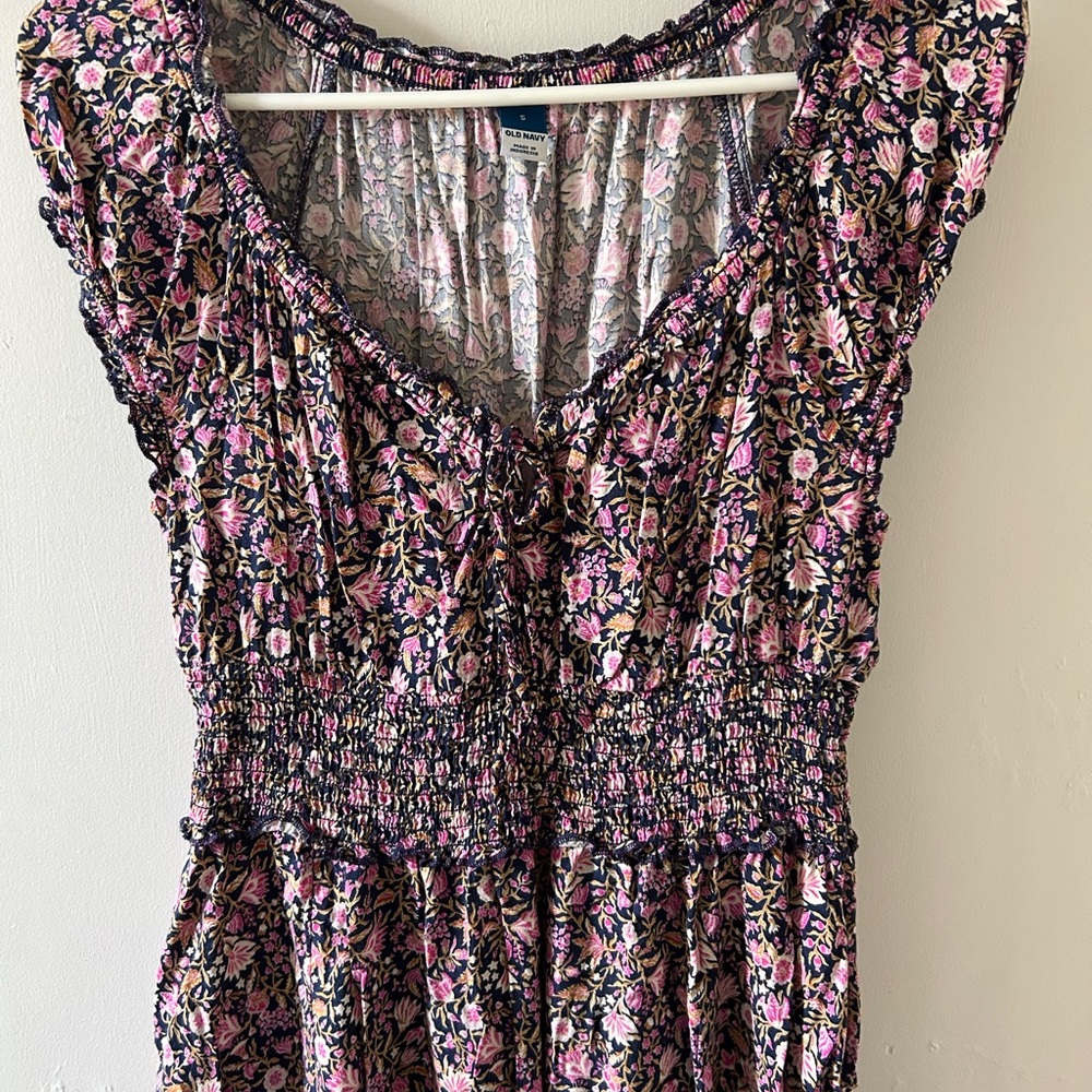 Old Navy Floral Smocked Waist Maxi Dress in Dark Navy and Pink